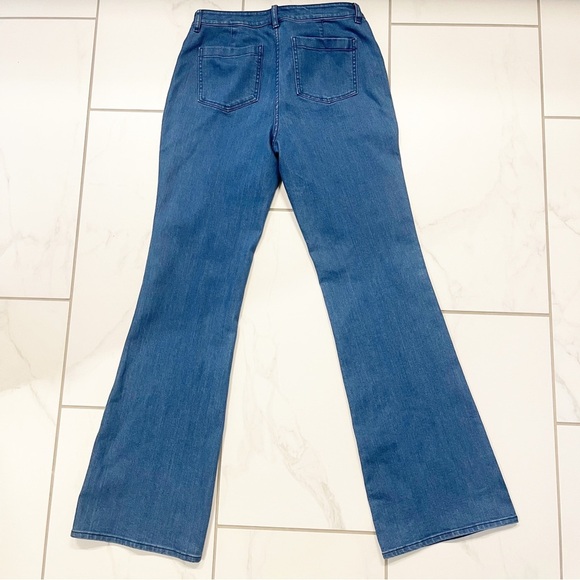 Vince Camuto bootcut flare jeans size 4 - Picture 9 of 13